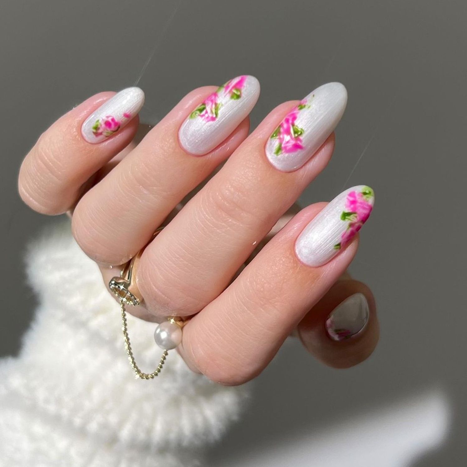 white nails with design