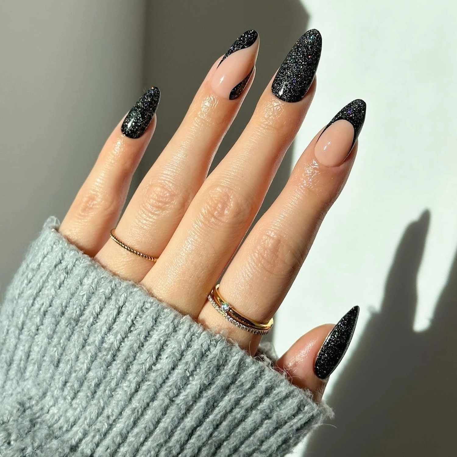 Black Nails