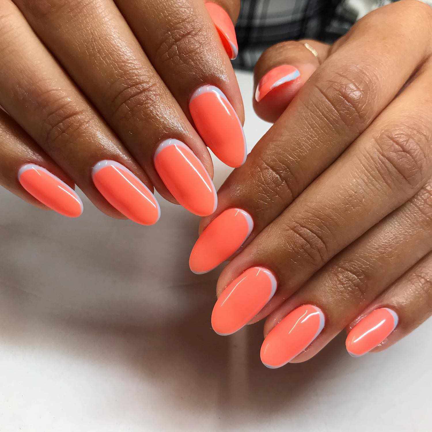 Stunning Coral Nails