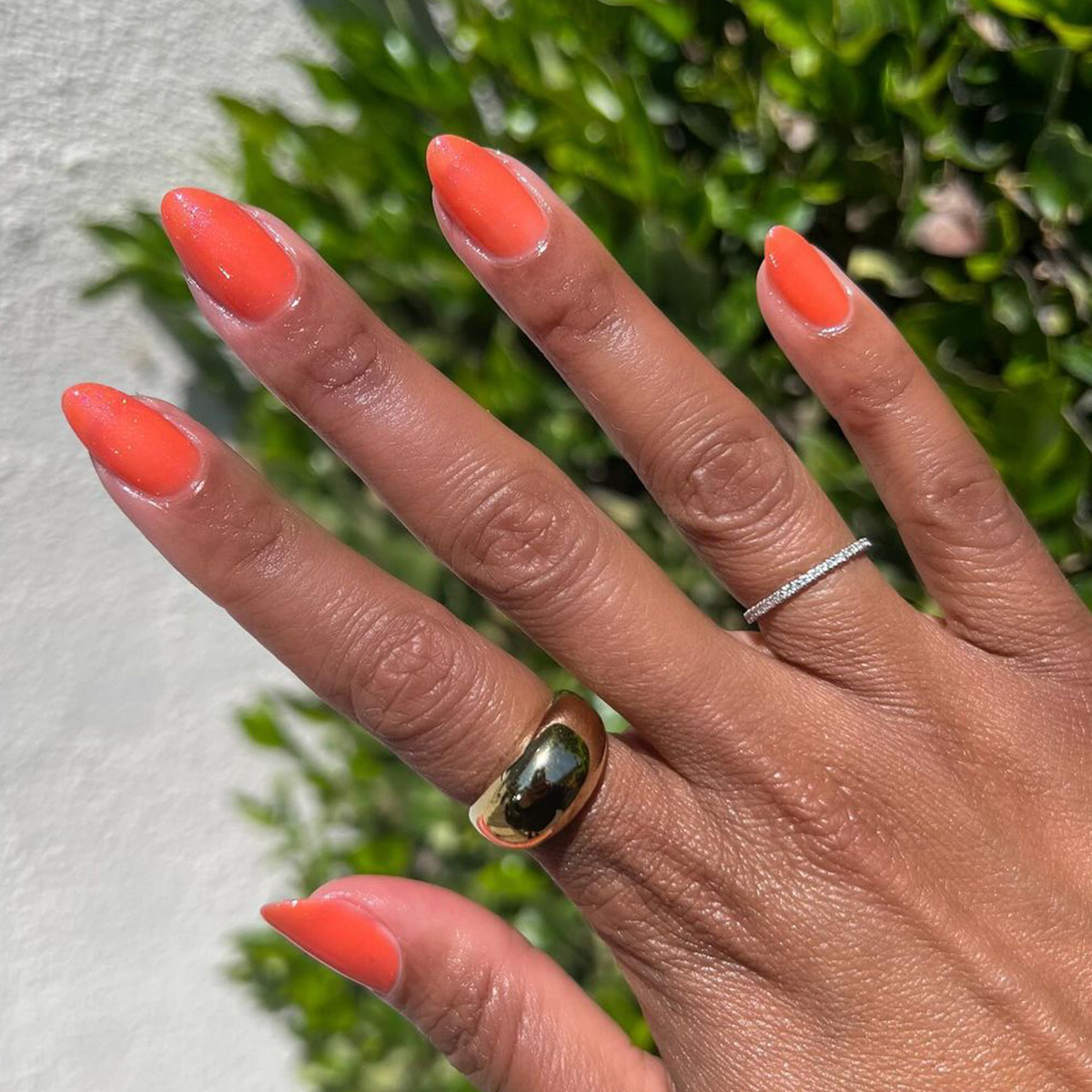 Stunning Coral Nails